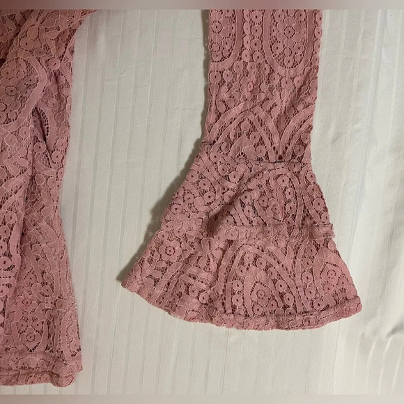 Ultra Pink Lace Dress Size Medium - Picture 6 of 11